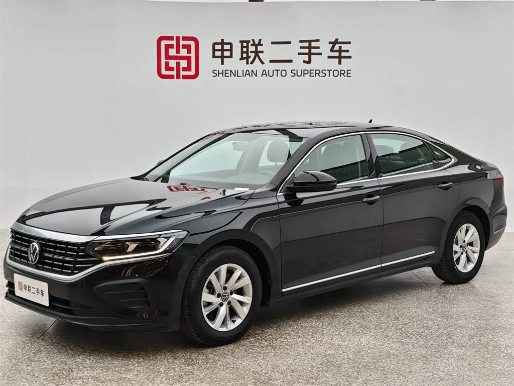 Volkswagen Passat 2024 car image 