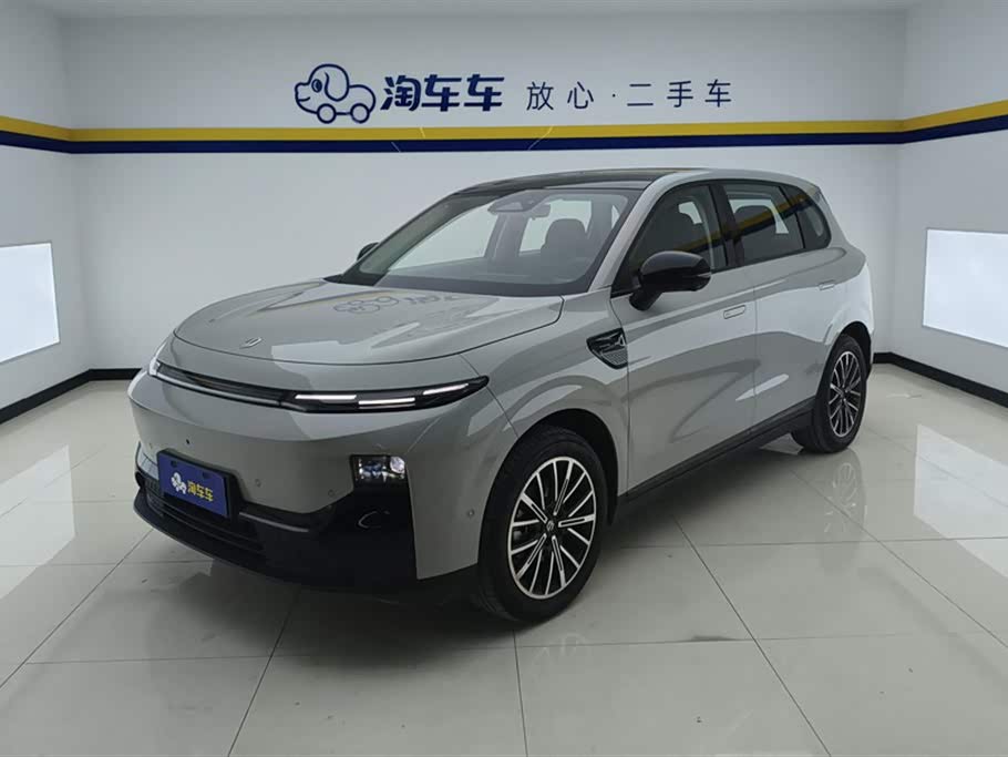 Leapmotor B10 2025 汽车图片 