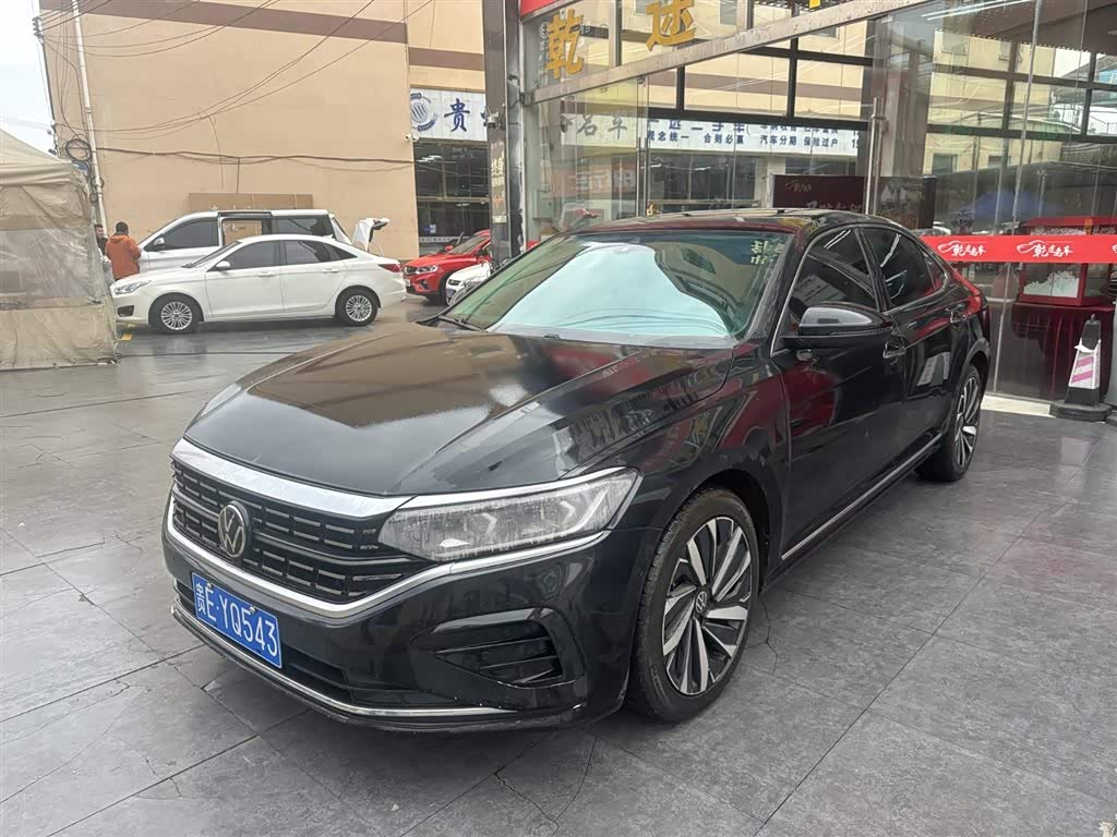 Volkswagen Passat 2022 immagine di auto 