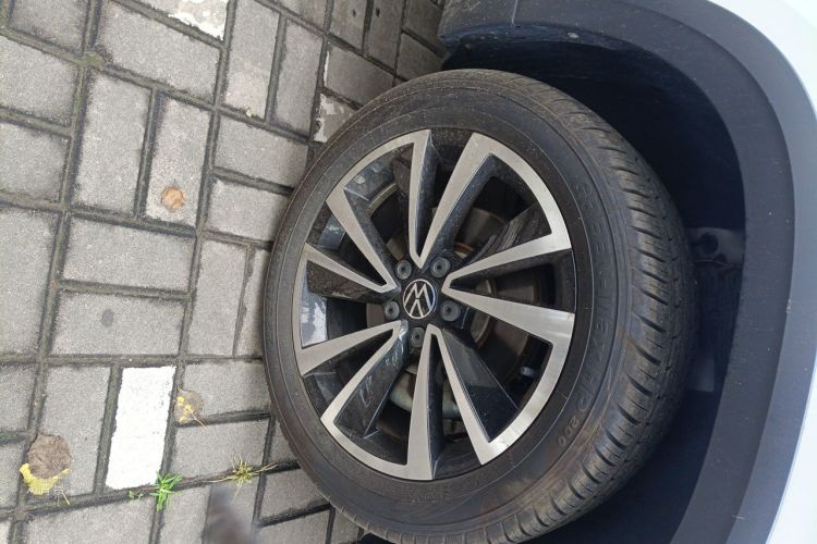 Volkswagen Tharu 2021 car image #9