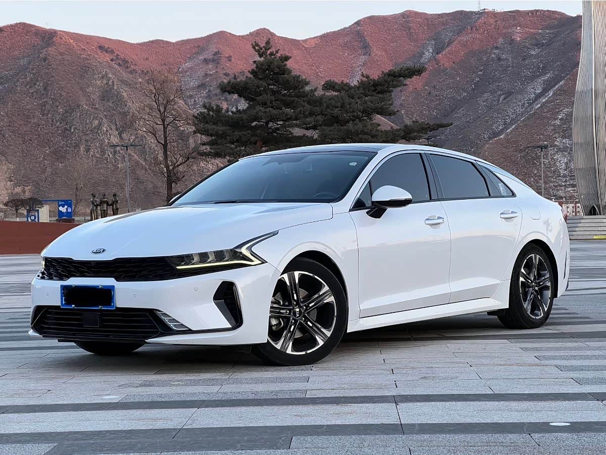 Kia K5 2021 汽车图片 