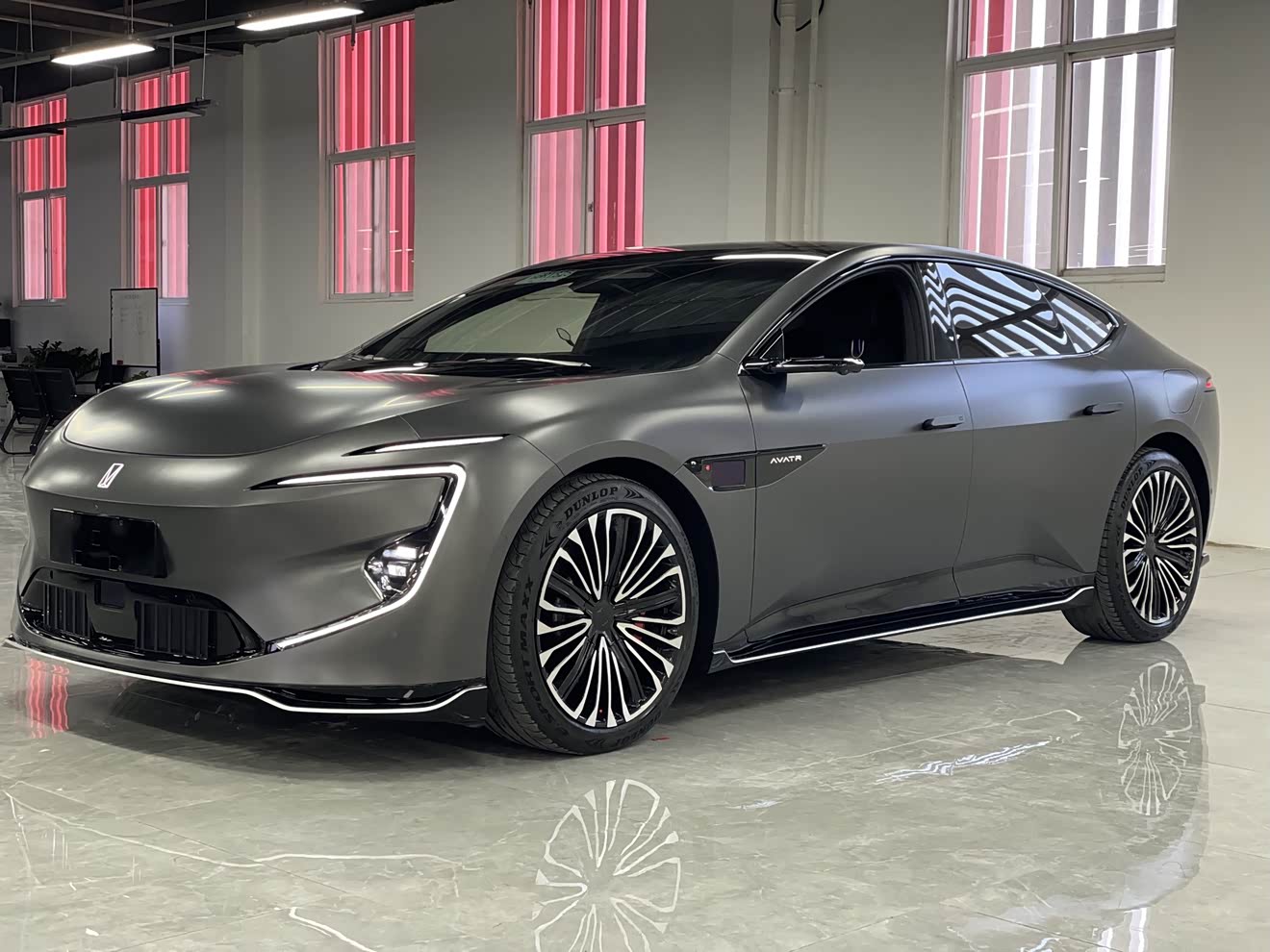 Avatr 12 2023 Avatr 12 2023 car image