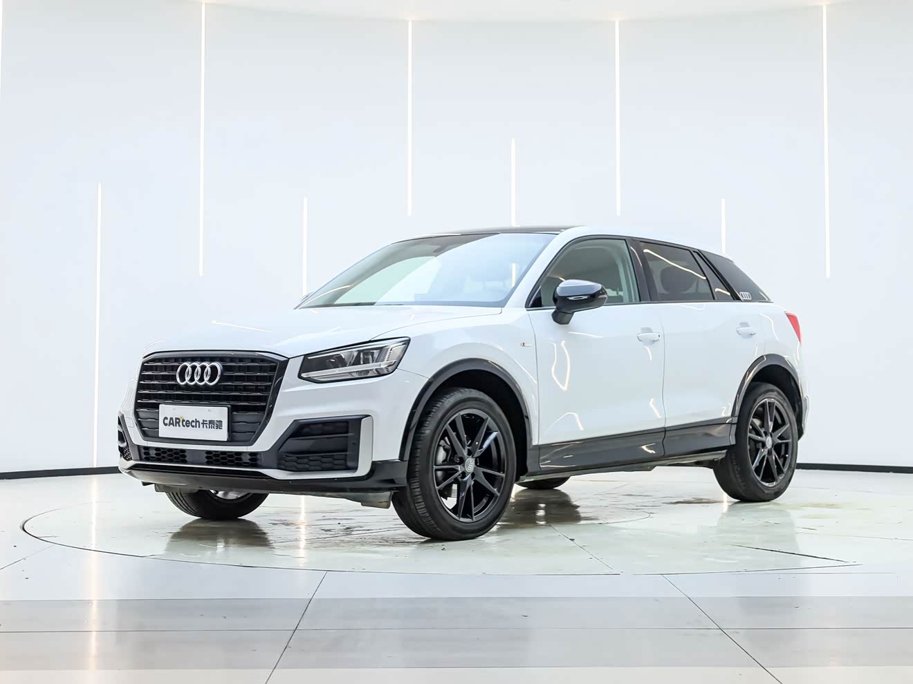 Audi Q2L 2021 汽车图片 