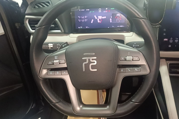 BYD YuanUP 2025 car image #11
