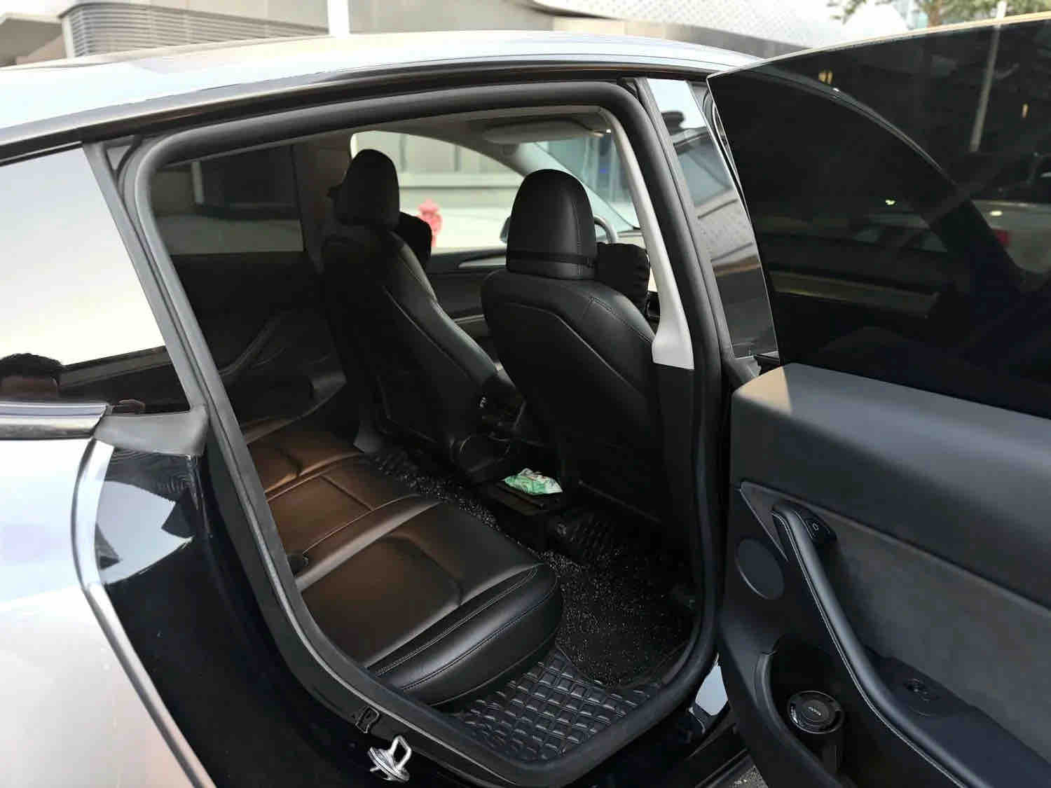 Tesla Model Y 2022 #7 Tesla Model Y 2022 car image #7