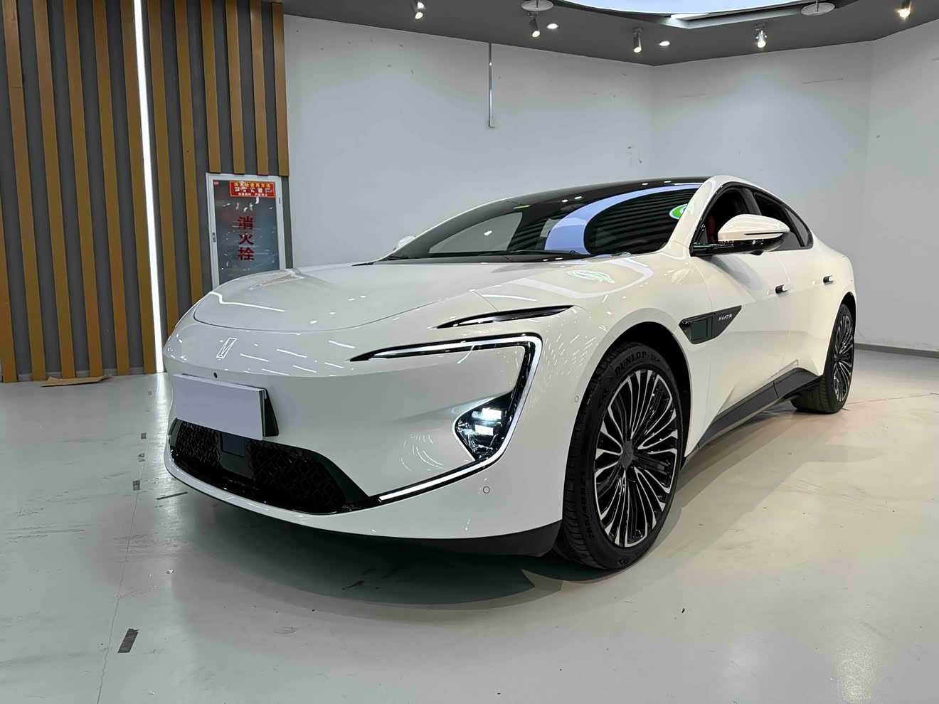 Avatr 12 2025 Avatr 12 2025 car image