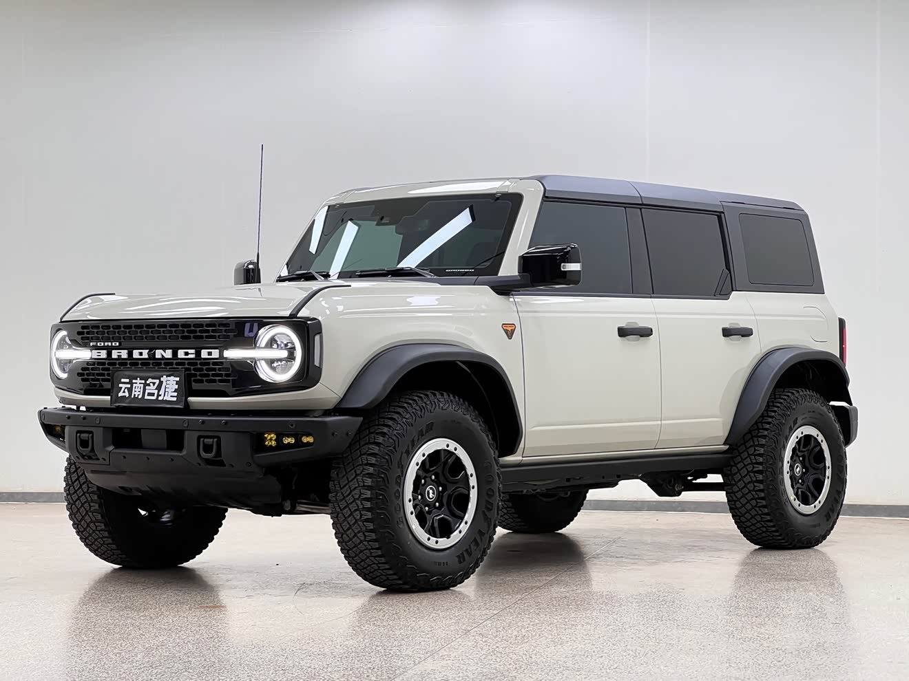 Ford Bronco 2025 汽车图片 