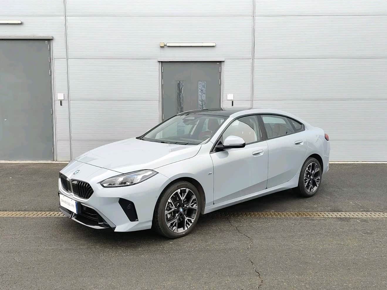 BMW 2 Series 2025 صورة سيارة 