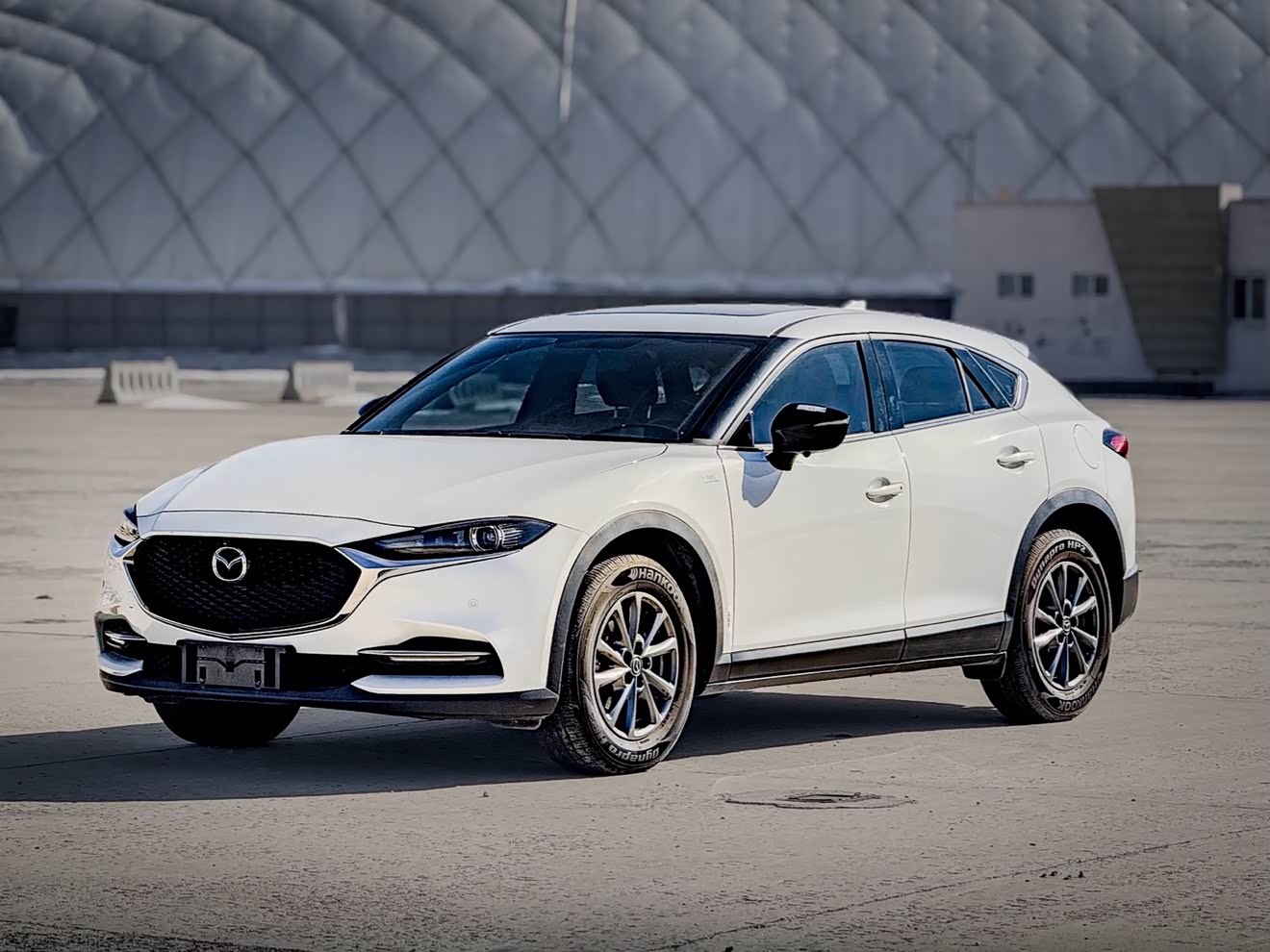 Mazda CX-4 2023 汽车图片 