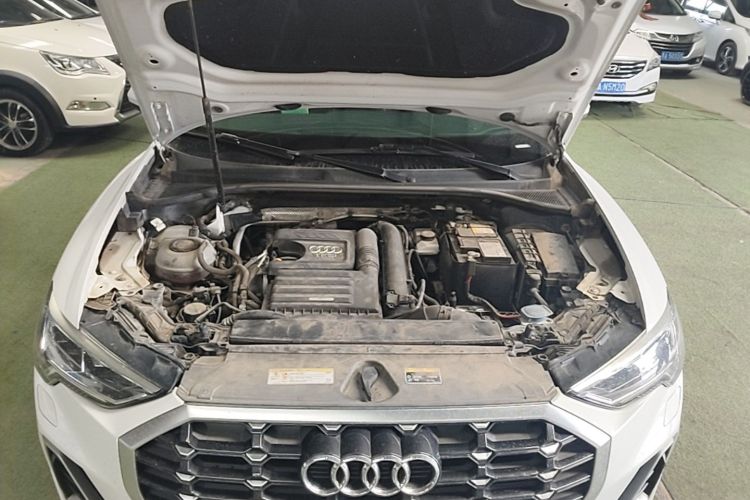 Audi Q3 2021 #20 Audi Q3 2021 car image #20