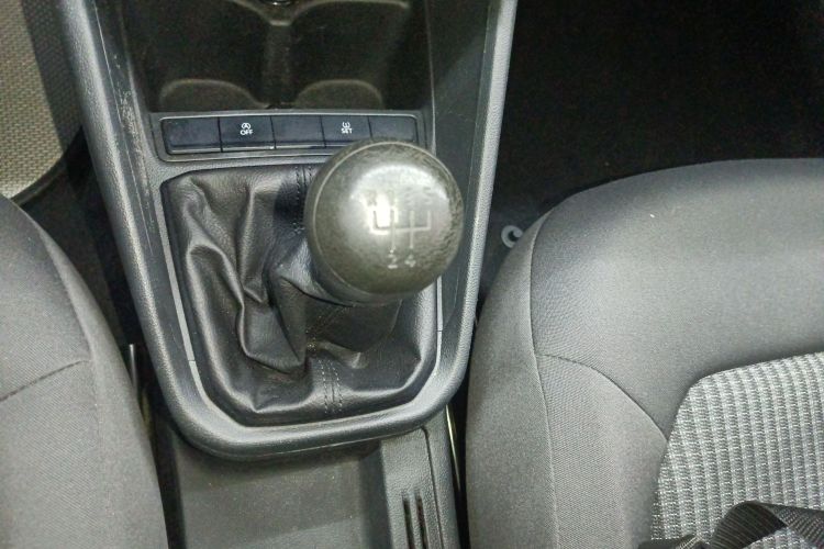 Volkswagen Santana 2021 car image #14