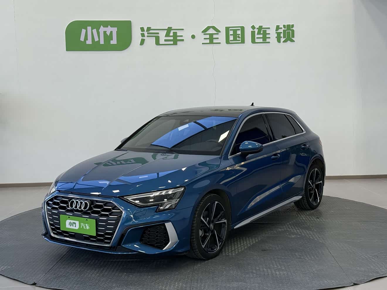 Audi A3 2021 car image 