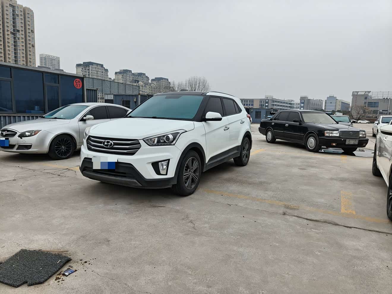 Hyundai ix25 2016 Hyundai ix25 2016 car image