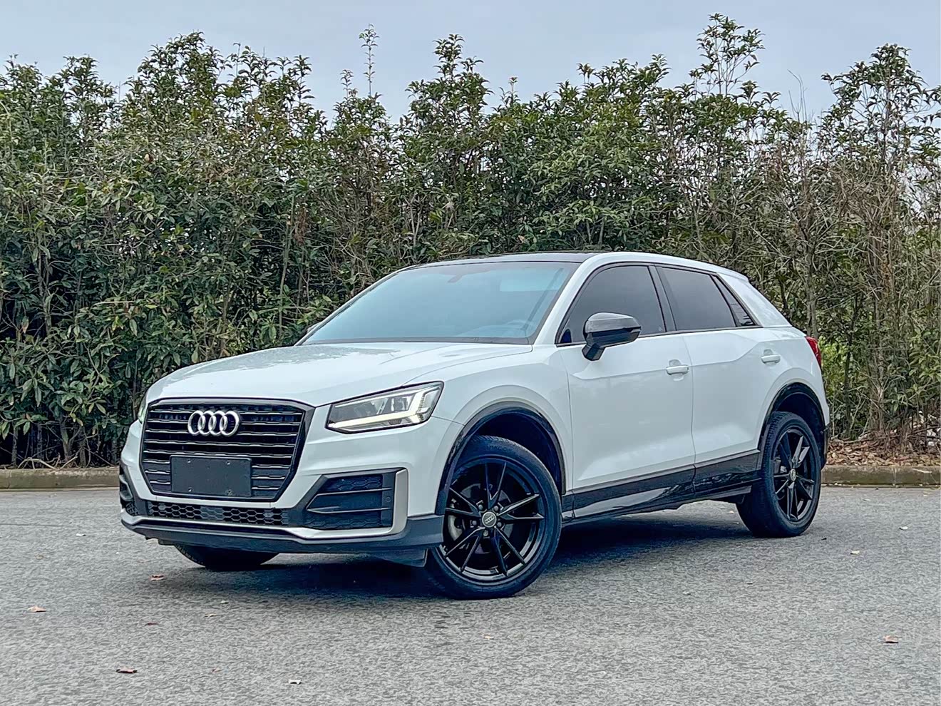 Audi Q2L 2021 Audi Q2L 2021 car image