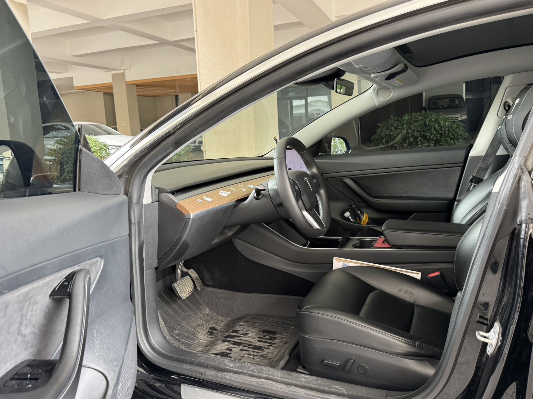 Tesla Model 3 2020 car image #4