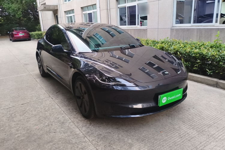 Tesla Model 3 2024 #4 Tesla Model 3 2024 car image #4