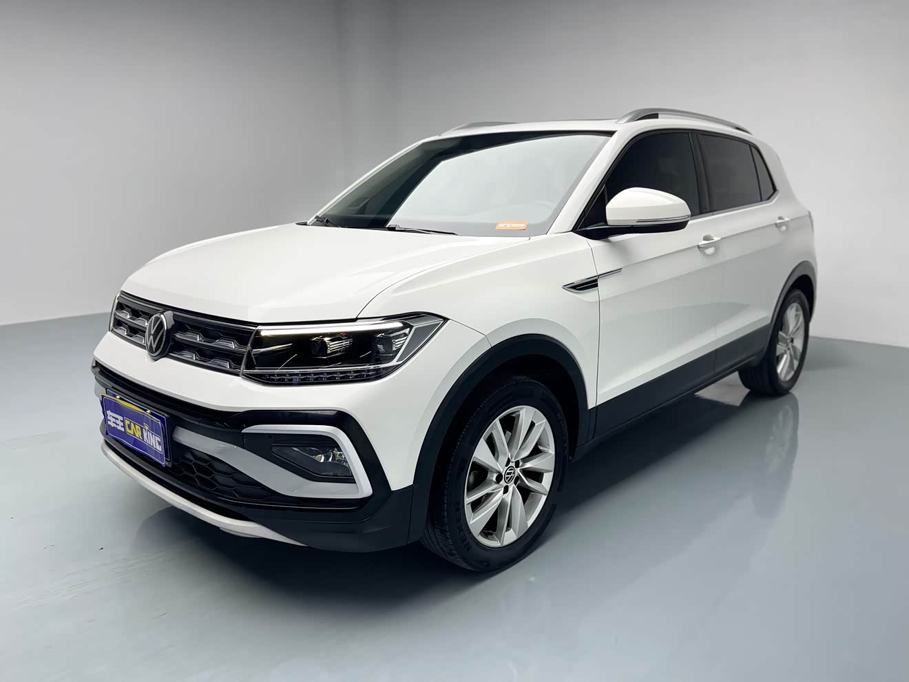 Volkswagen T-Cross 2021 car image 