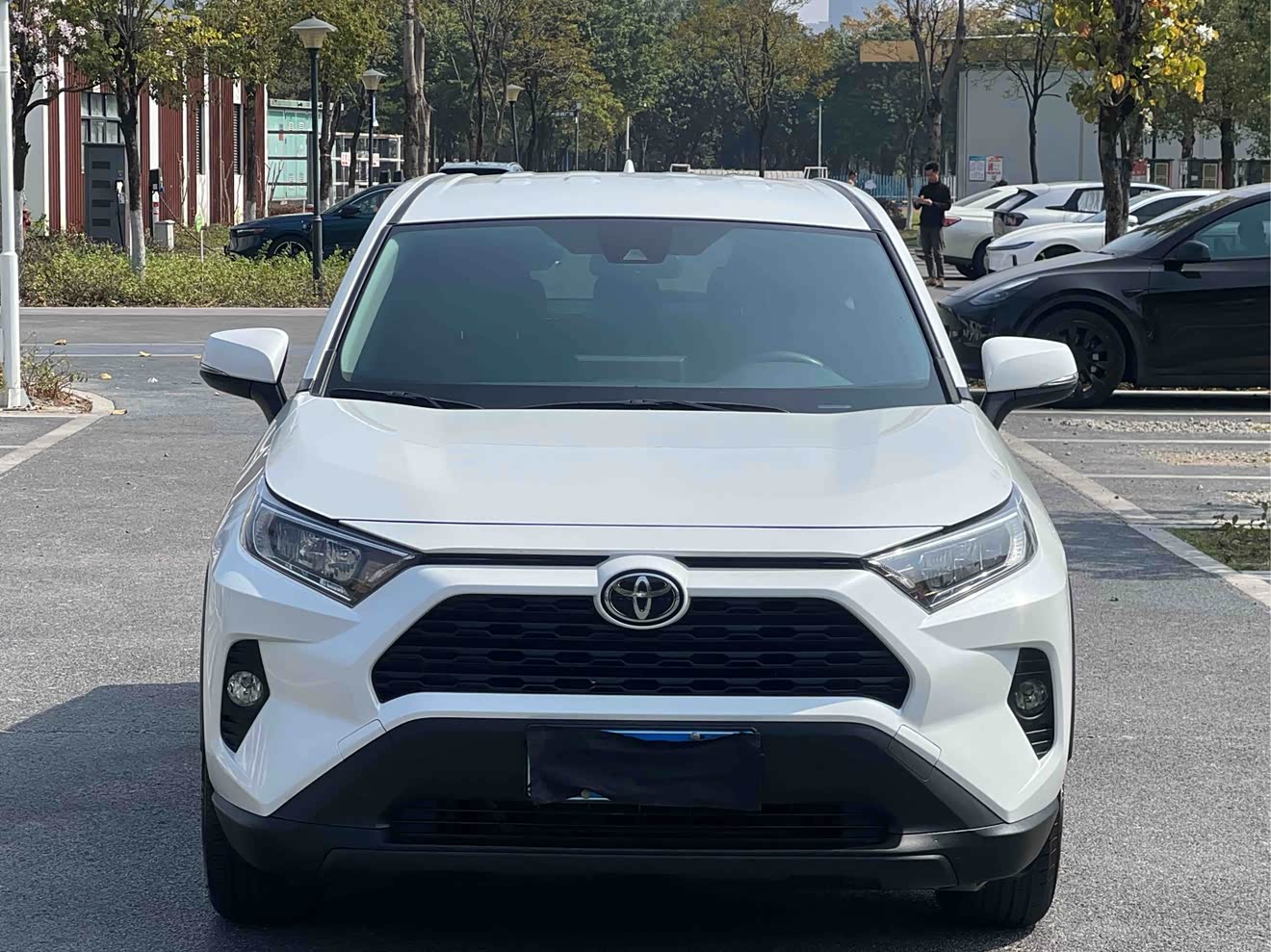 Toyota RAV4 2023 Toyota RAV4 2023 car image