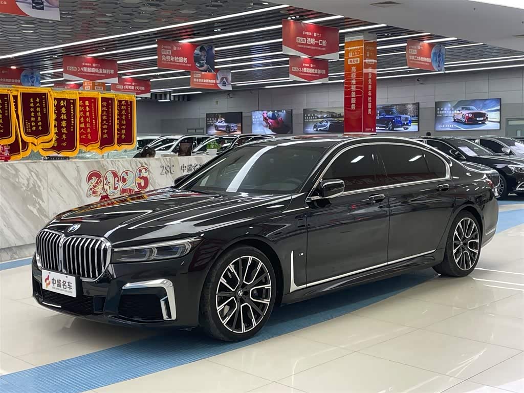 BMW 7 Series 2021 汽车图片 