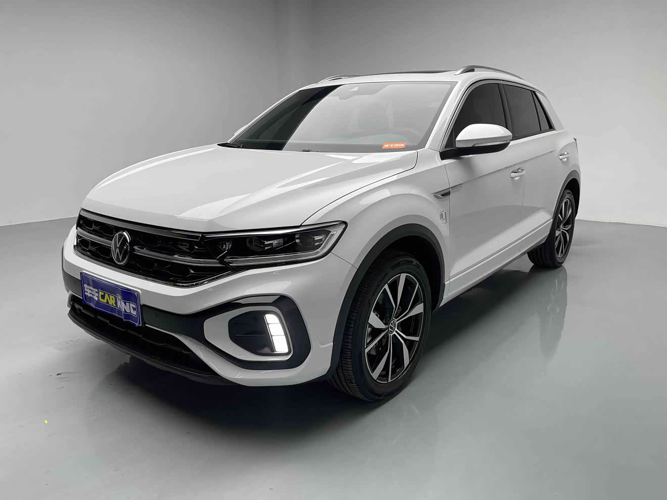 Volkswagen T-Roc 2025 Volkswagen T-Roc 2025 car image
