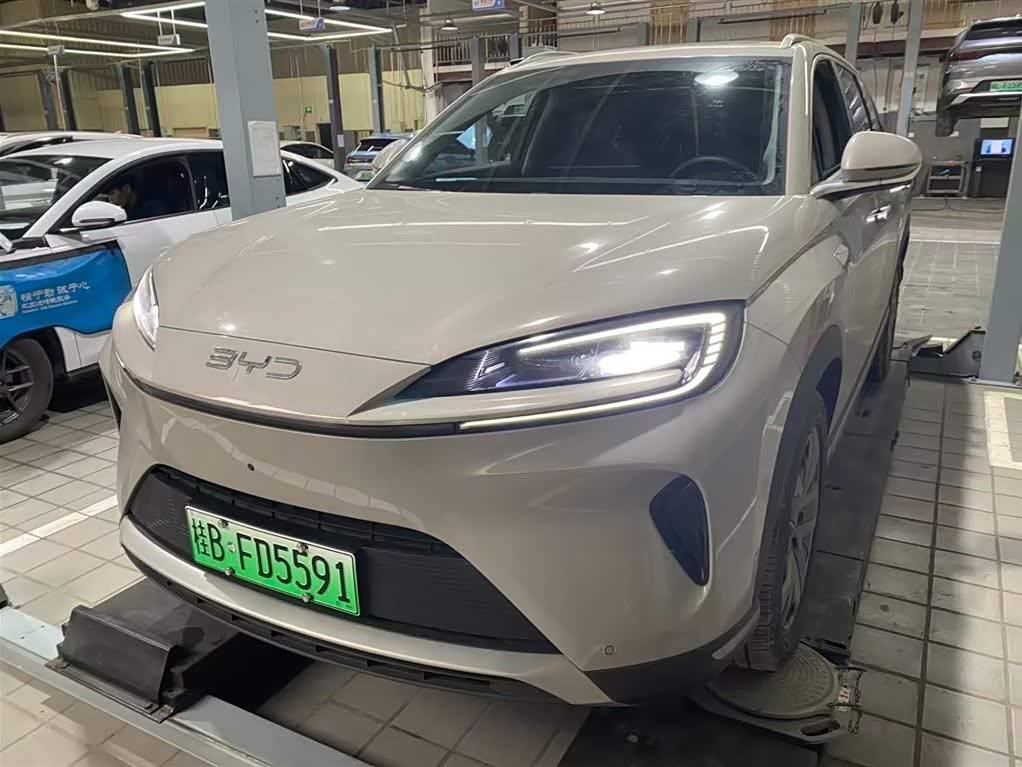 BYD Sea Lion 07 DM-i 2025 car image 