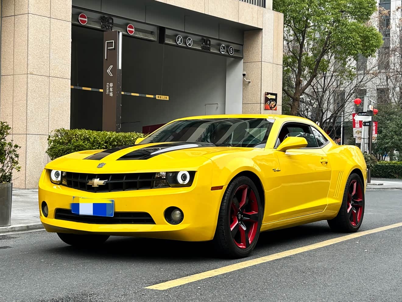Chevrolet Camaro 2011 car image 