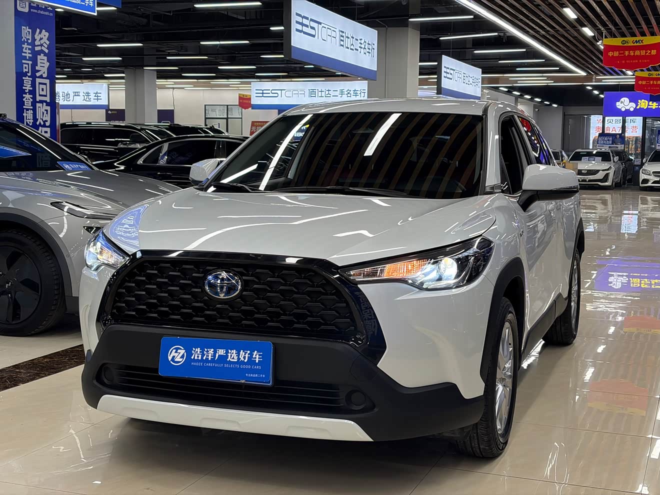 Toyota Corolla Cross 2024 car image 