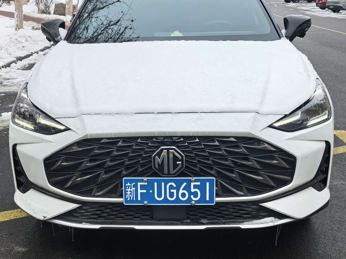 MG ONE 2022 immagine di auto 