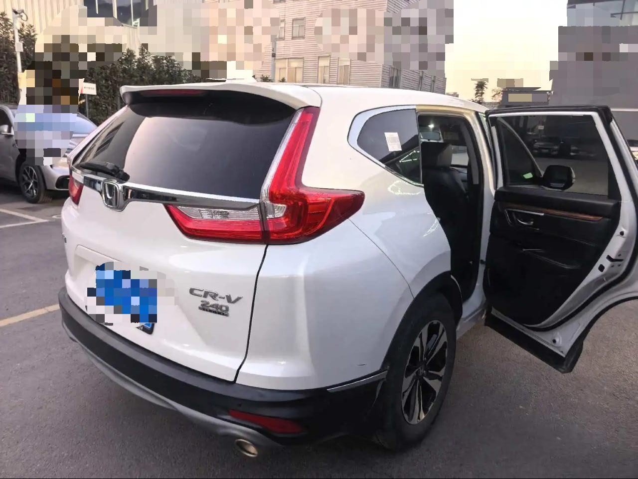 Honda CR-V 2020 car image #2