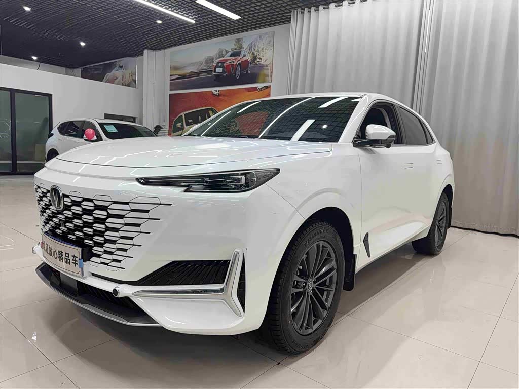Changan UNI-K 2022 immagine di auto 
