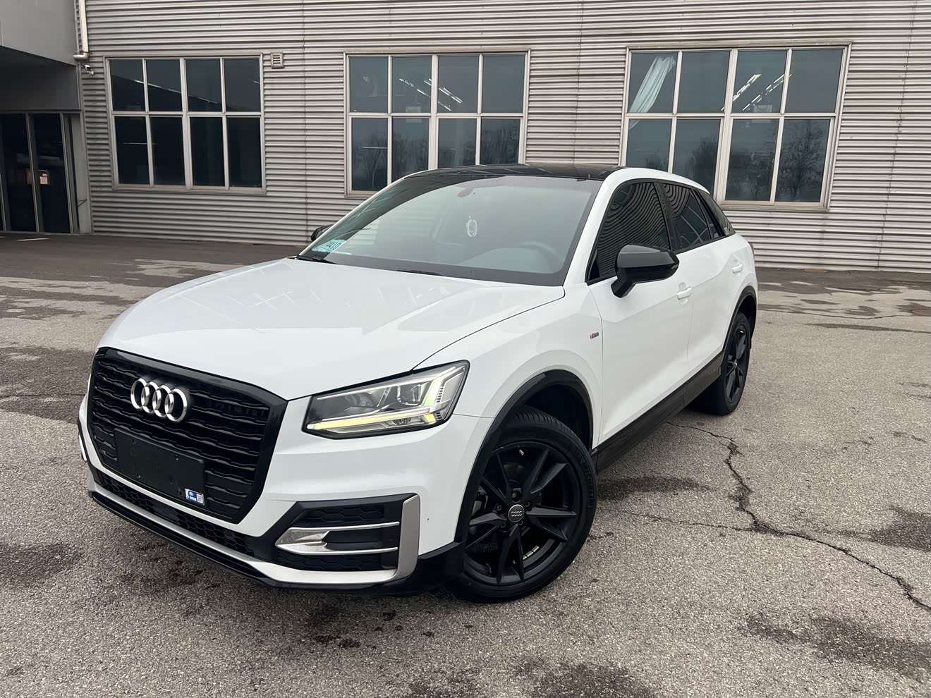 Audi Q2L 2021 汽车图片 