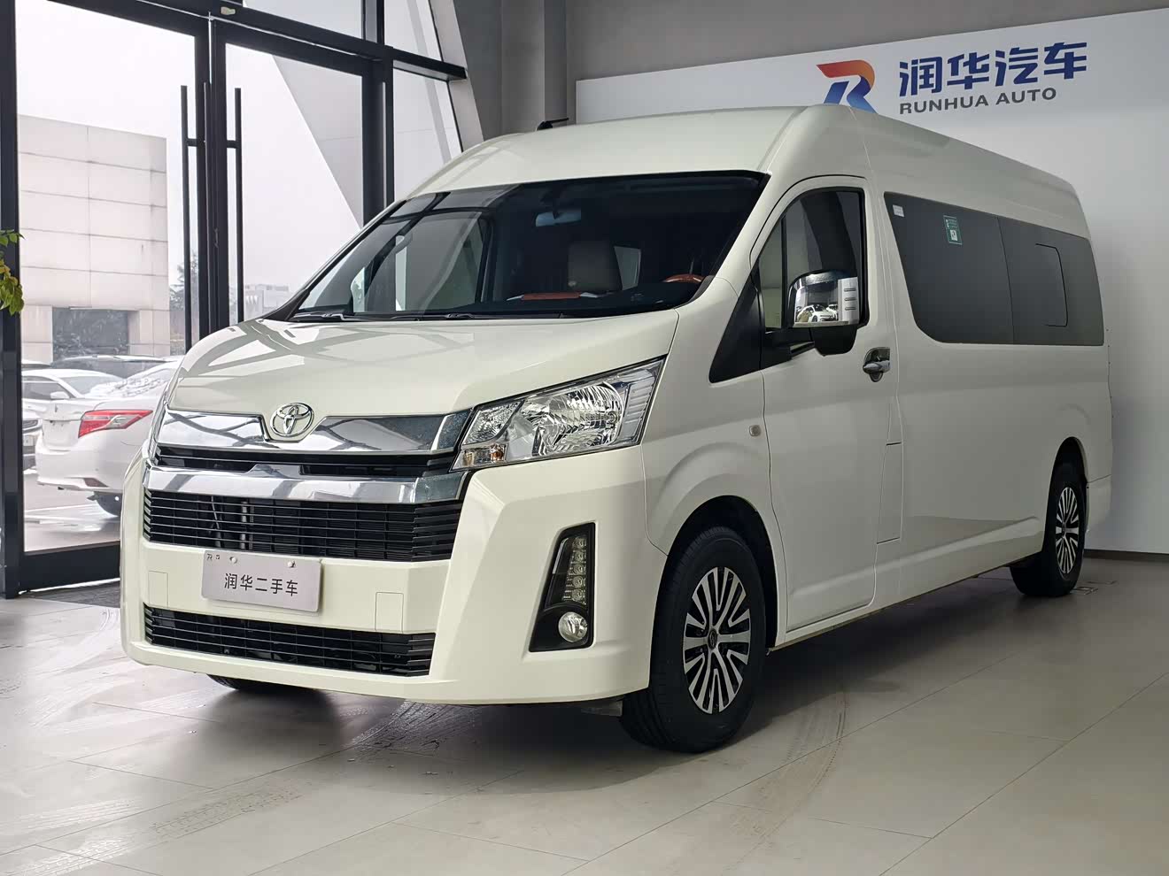 Toyota 2021 immagine di auto 