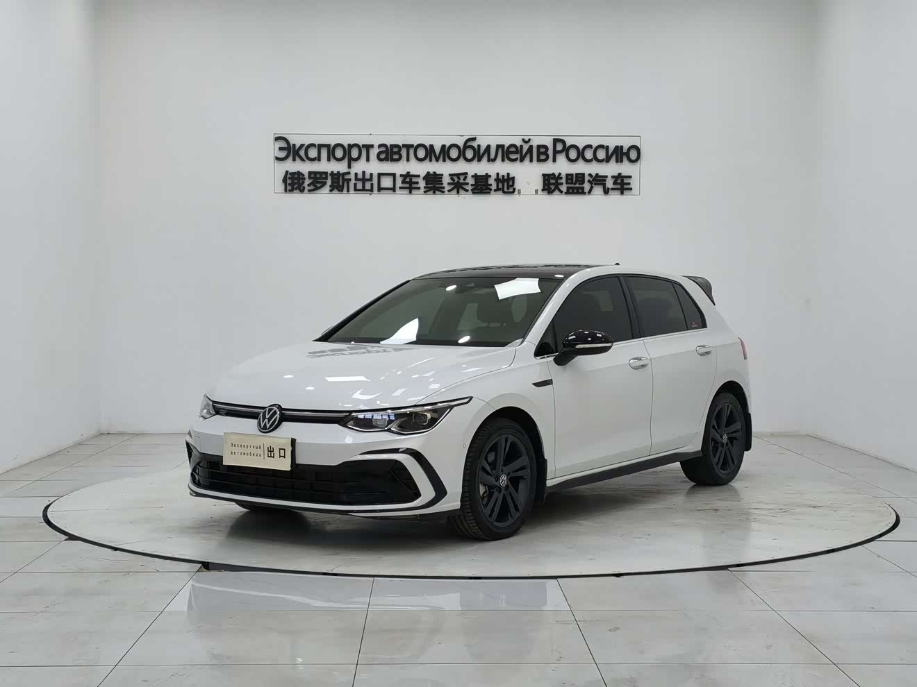 Volkswagen Golf 2022 car image 