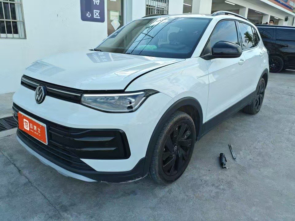 2025 2025 car image
