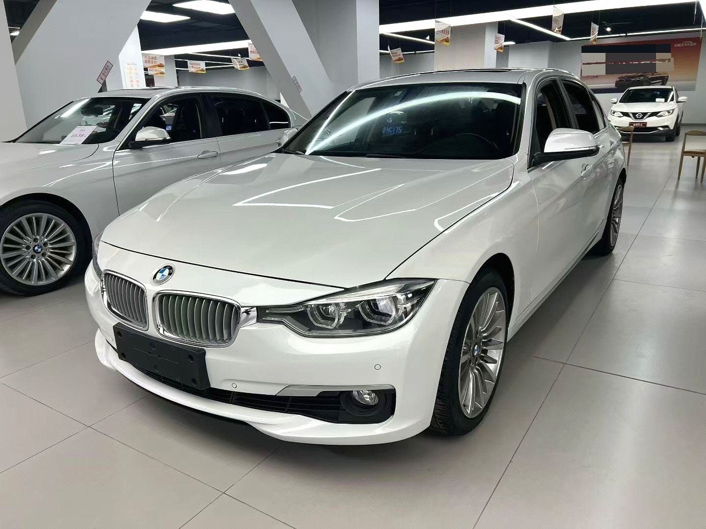 BMW 3 Series 2018 car image 