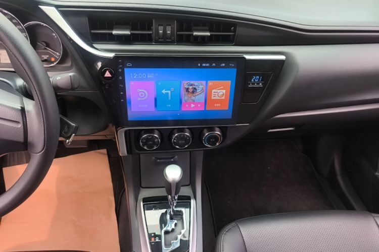 Toyota Corolla 2018 #13 Toyota Corolla 2018 car image #13