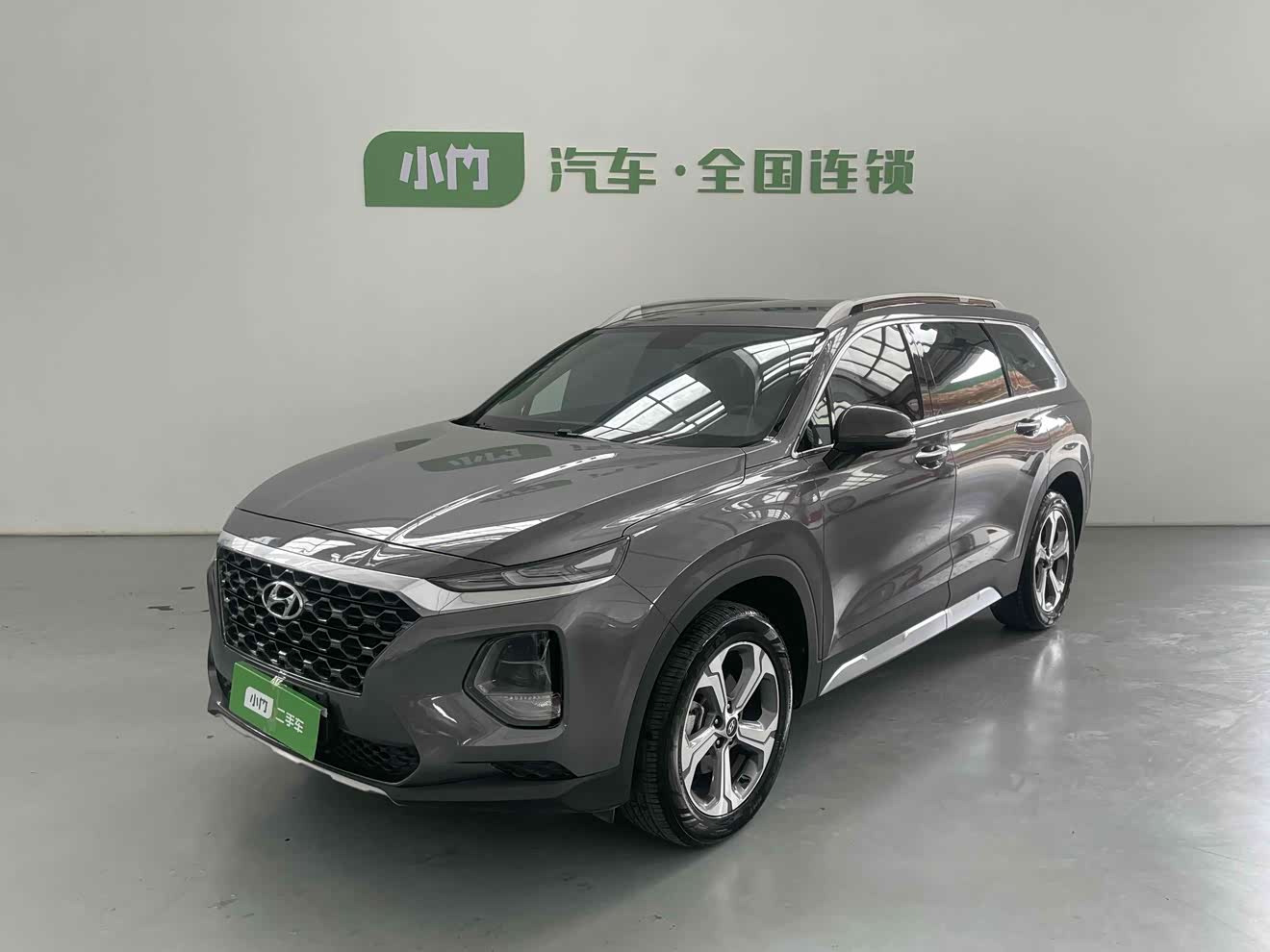 Hyundai Santa Fe 2021 car image 