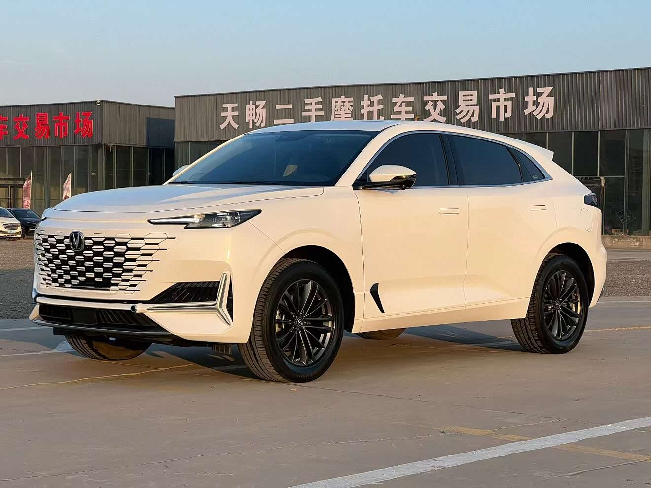Changan UNI-K 2021 immagine di auto 