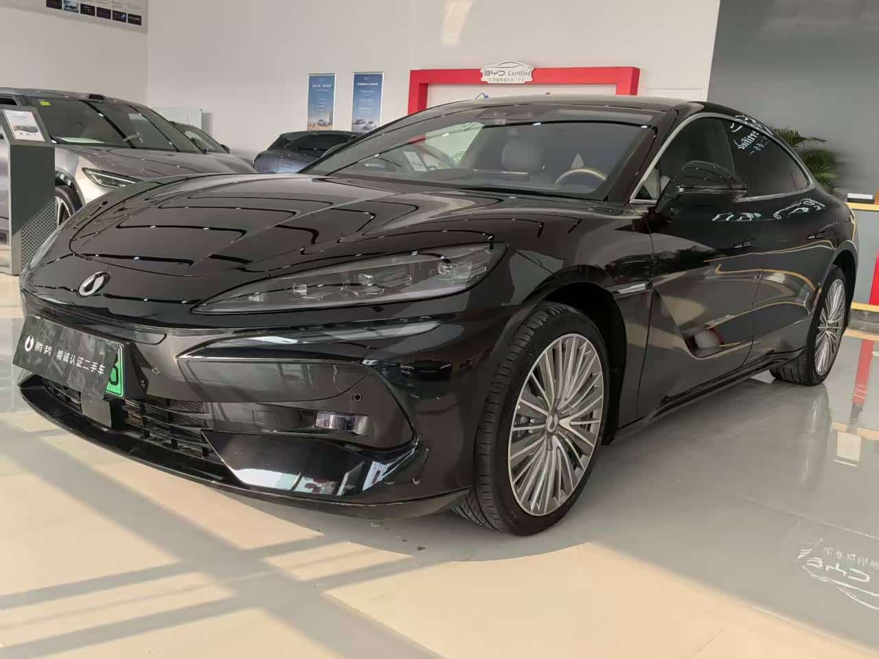 Denza Z9 2024 imagem de carro 