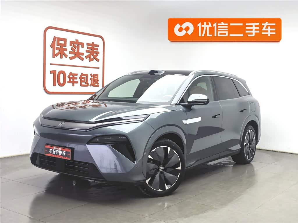 BYD Tang L 2025 immagine di auto 