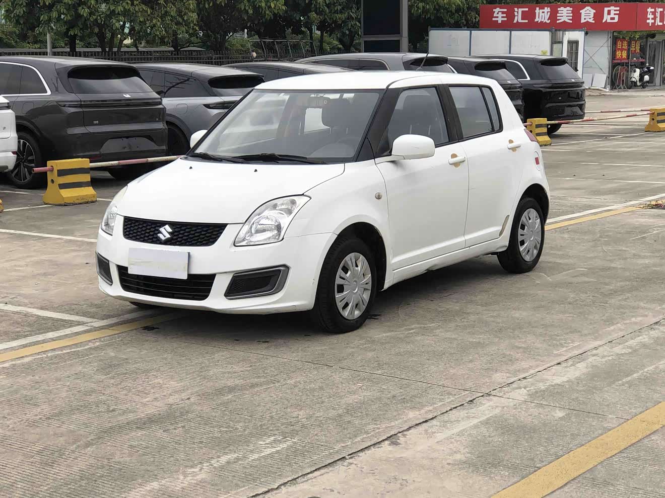 Suzuki Swift 2017 汽车图片 