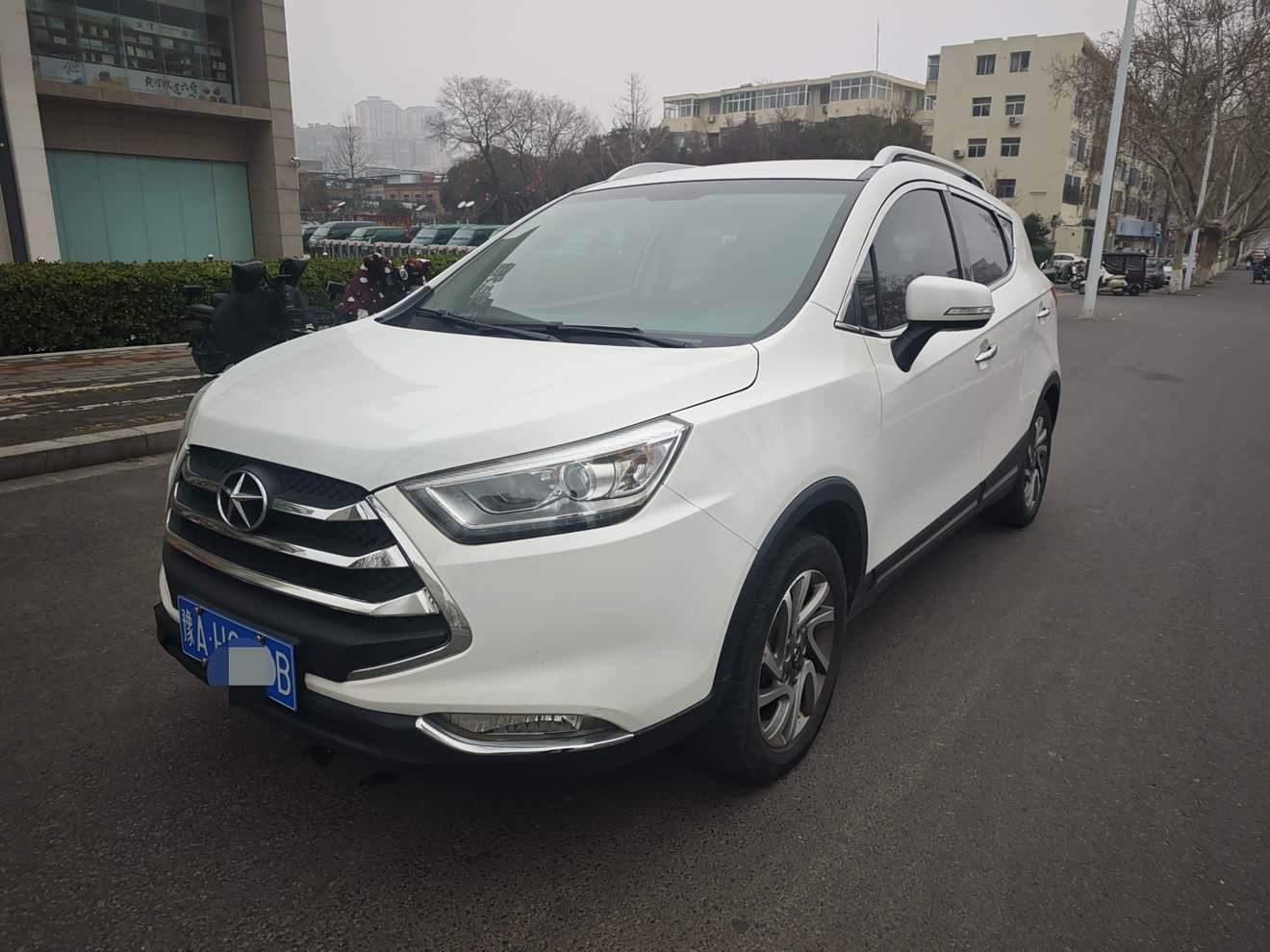 JAC 2015 JAC 2015 car image