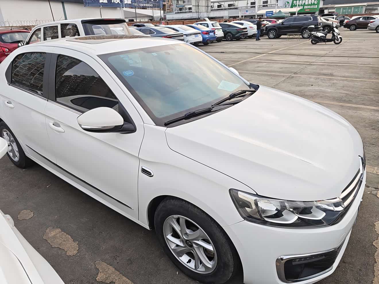 Citroen C-Elysée 2018 imagem de carro 