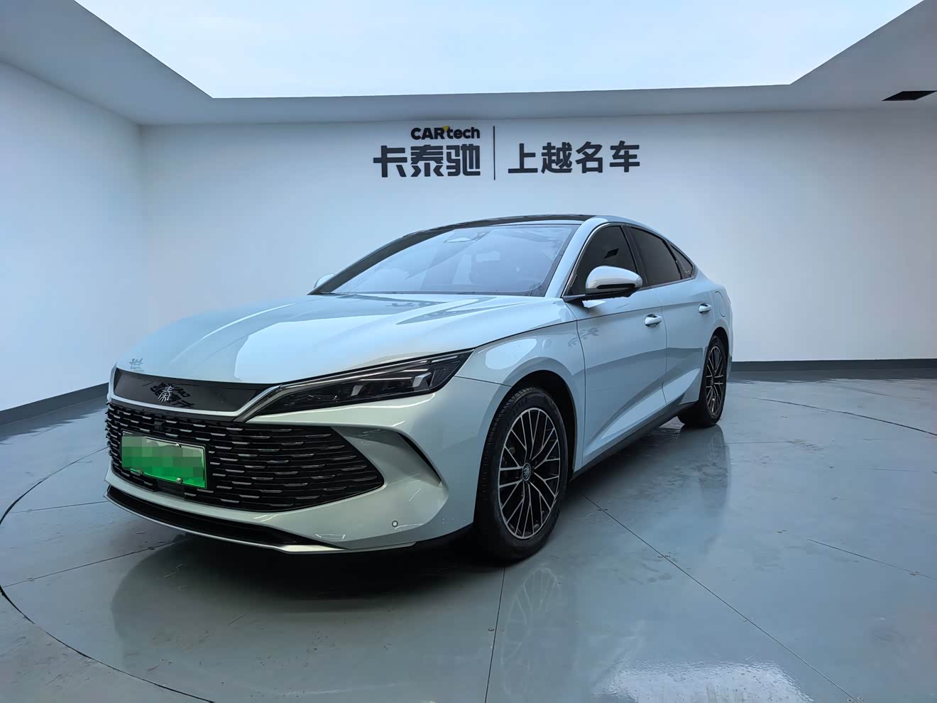 BYD Qin L 2024 immagine di auto 