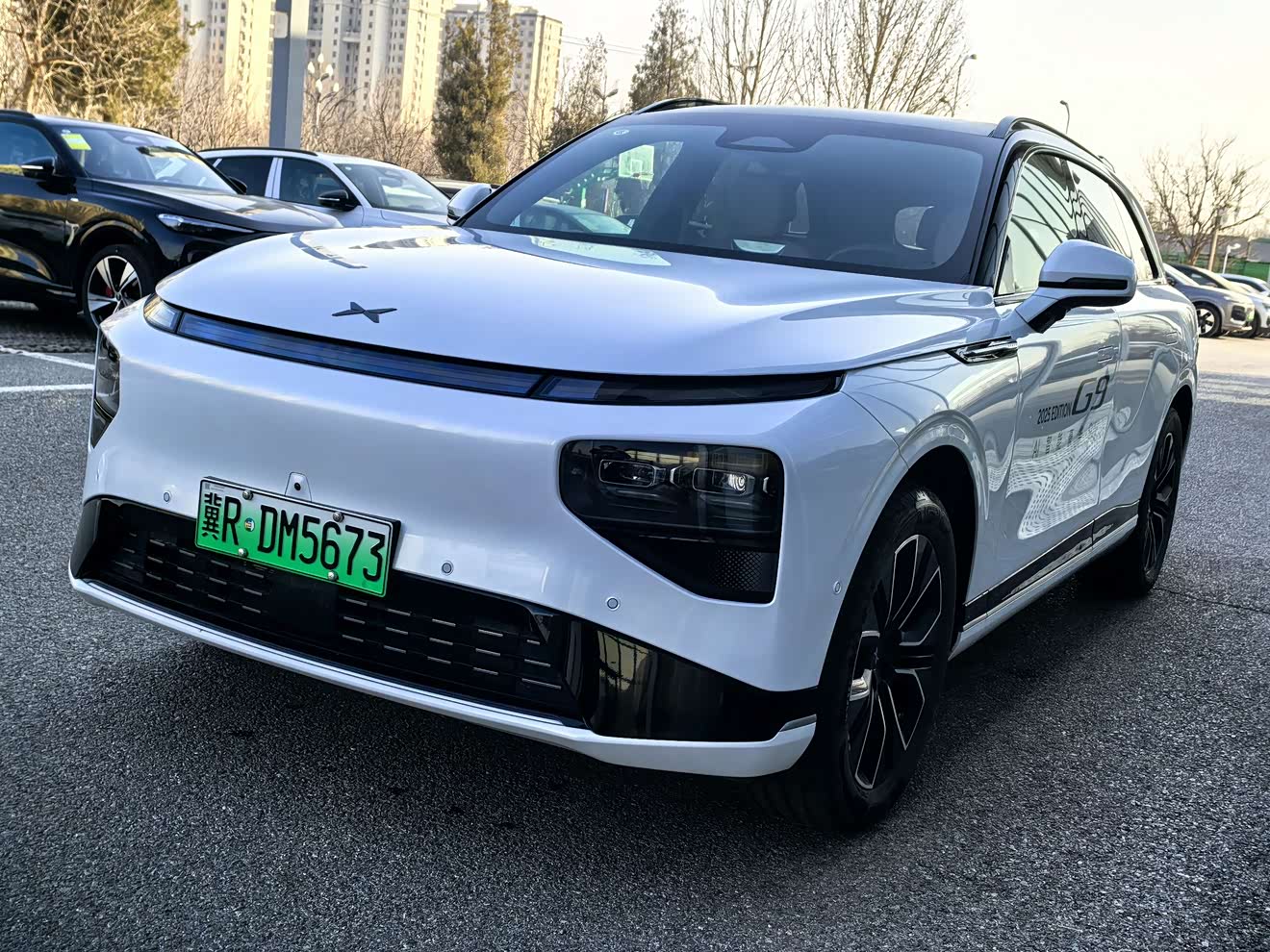 Xpeng G9 2025 car image 