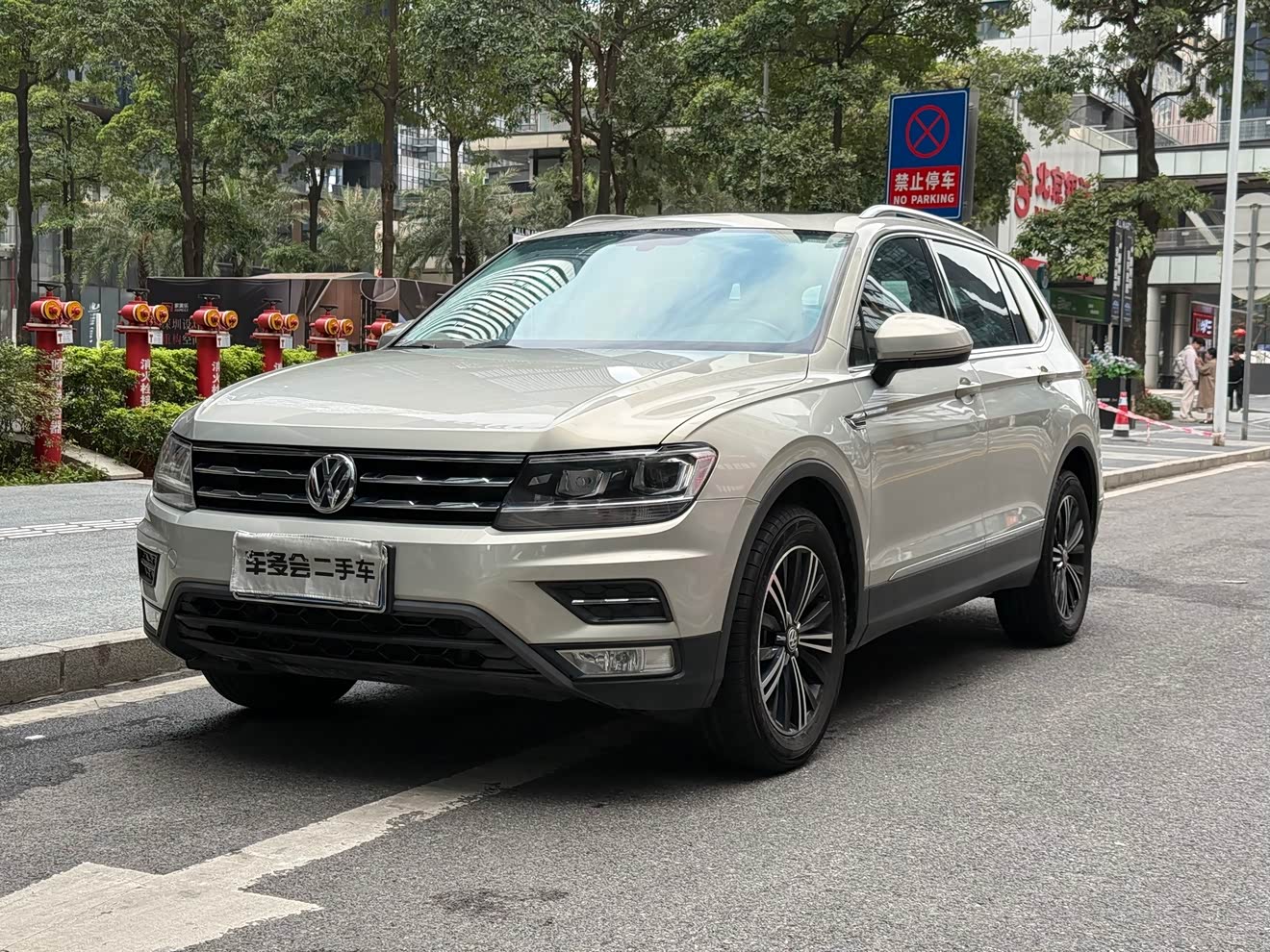 Volkswagen Tiguan L 2019 car image 