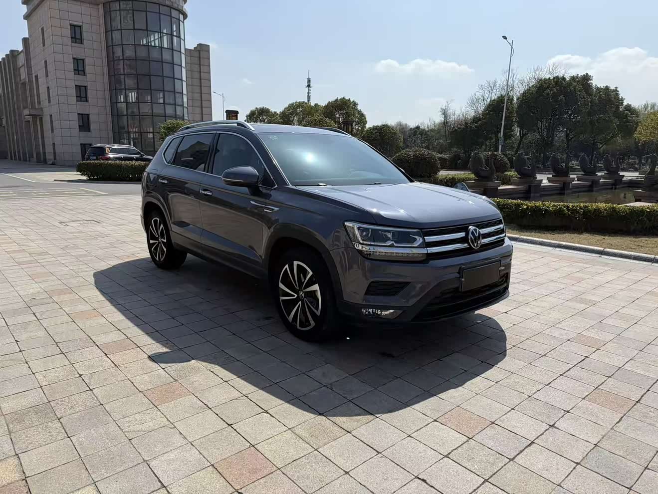 Volkswagen Tharu 2021 car image 