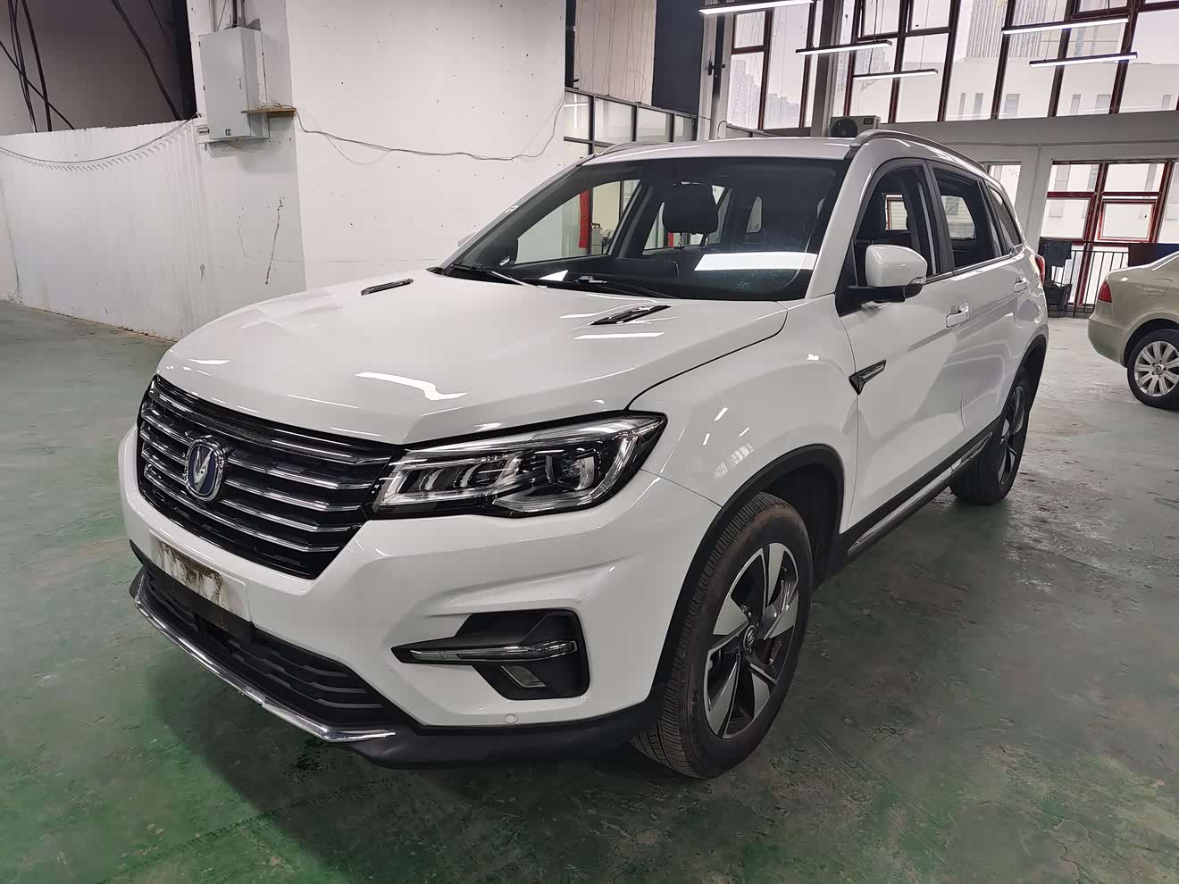 Changan CS75 2019 汽车图片 
