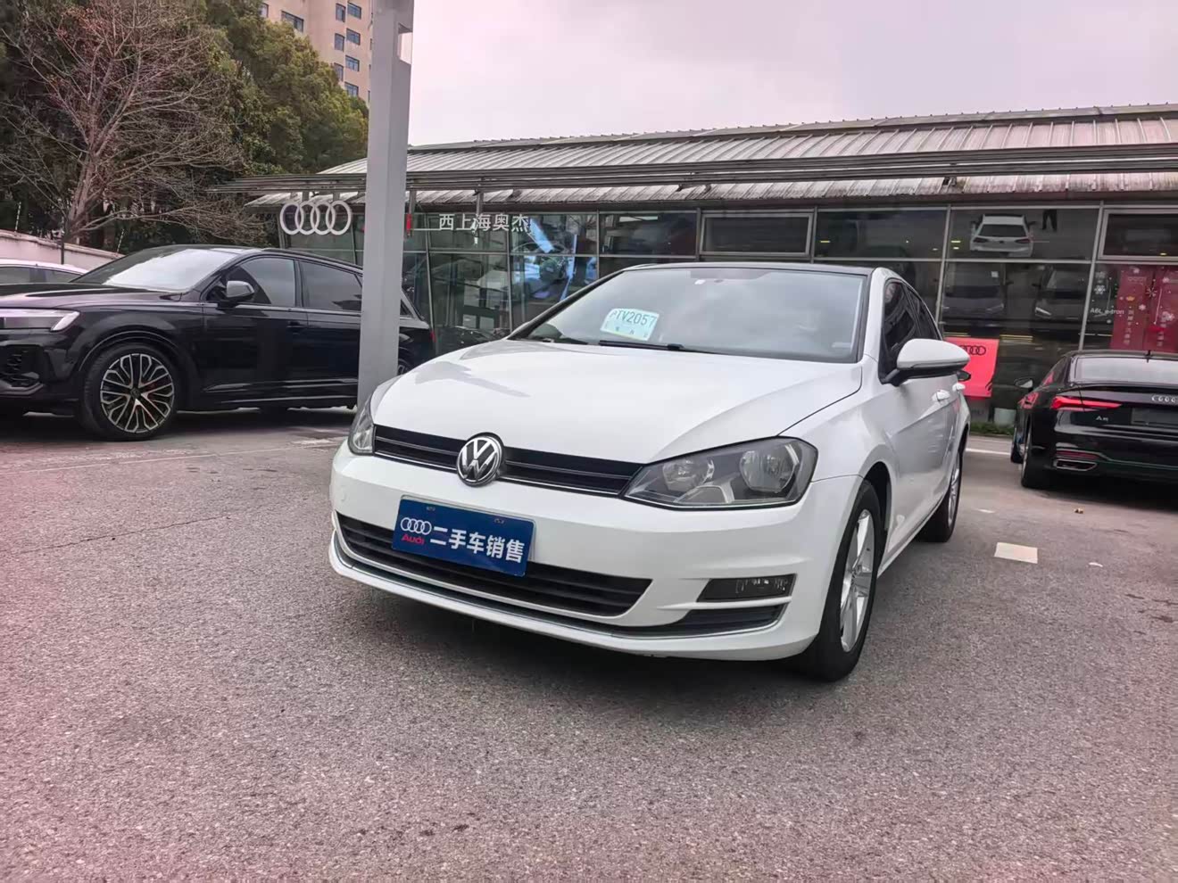 Volkswagen Golf 2015 Volkswagen Golf 2015 car image