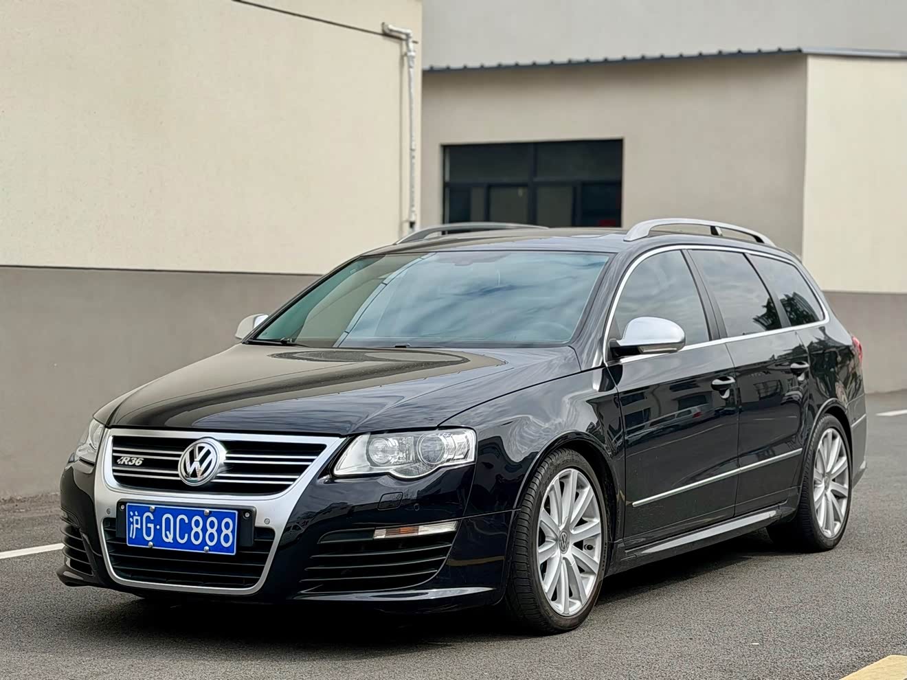 Volkswagen Passat 2010 汽车图片 